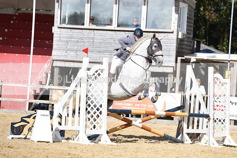 3E7A5143 - Class 9: 80cm Senior