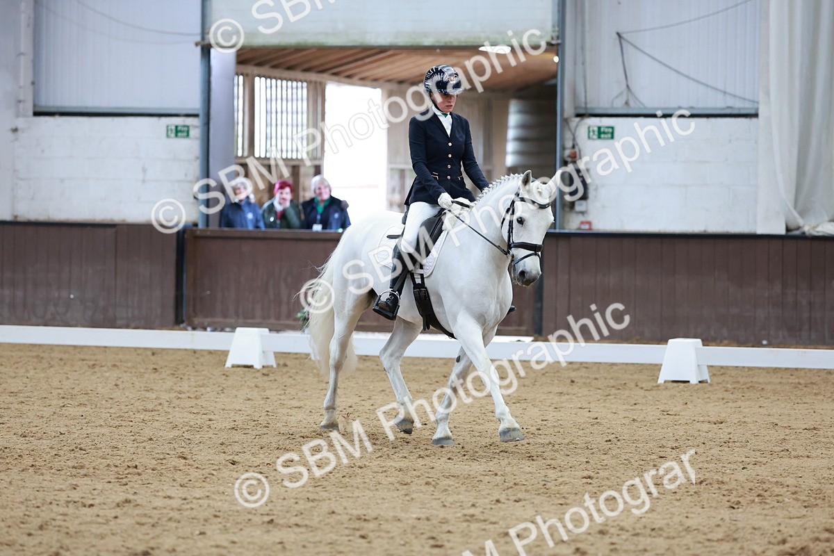 SBM_008937 - Class 6b - Novice 6 - 11.02-12.19