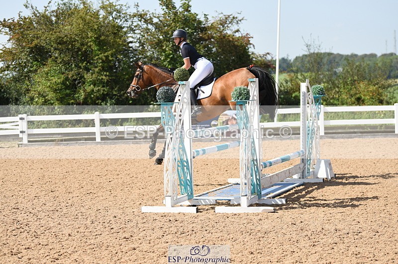 230906A-125342-00363 - Newcomers & 1.10m Open