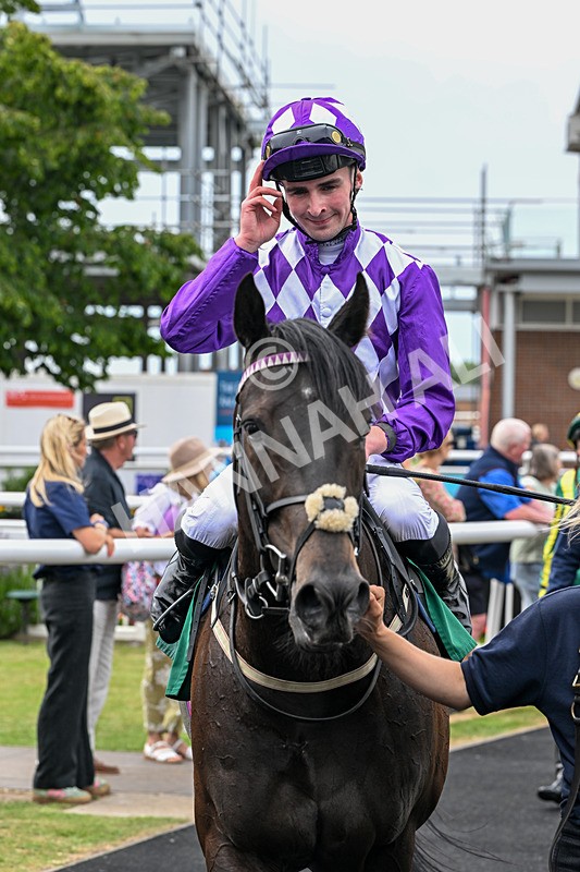 010726-Race 7-Indian Run-8952 - Race 7 16.10pm Weatherbys Global Stallions App Handicap