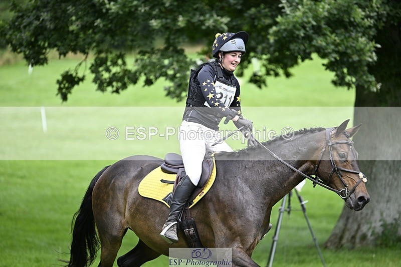 240803-135852-07377 - 211-Bethany_Hull-CARRICK_DIAMOND_OLIVER