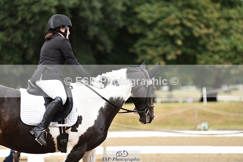 140109A-232208-08455 - 129-Nicole.Windley-Sweetcombe.Huntsmans.Girl