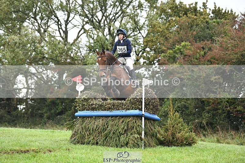 230924A-120518-05352 - 100 XC 12.00 to 13.00