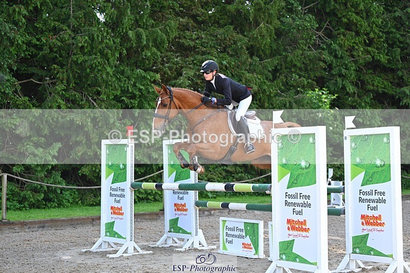 240526-100423-19844 - 367-CROSSTOWN_FINTANS_LAST-Catherine_Burrell