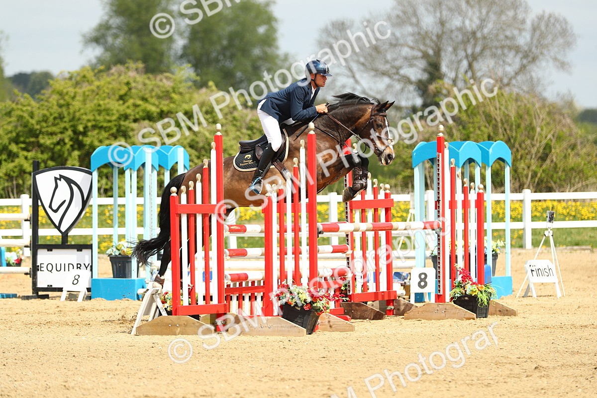 SBM_001209 - Class 4 - Senior Newcomers 1.10m