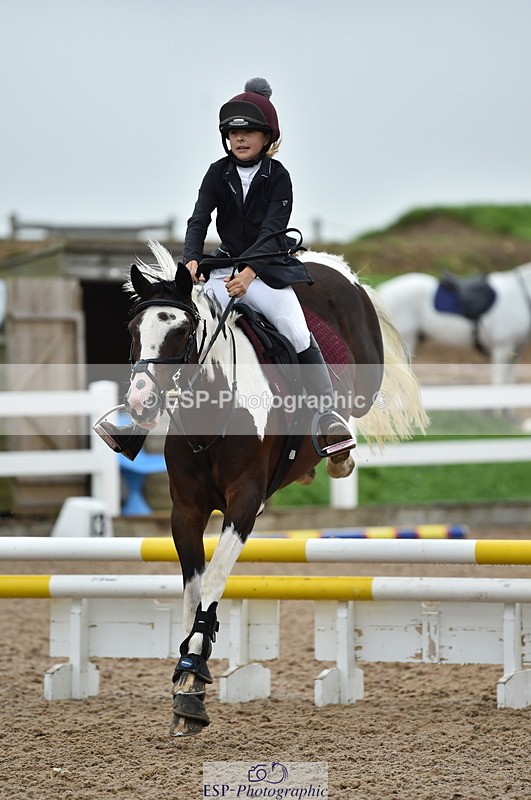 220829A-162254-00210 - 70cm Classes 3a 3b & 4