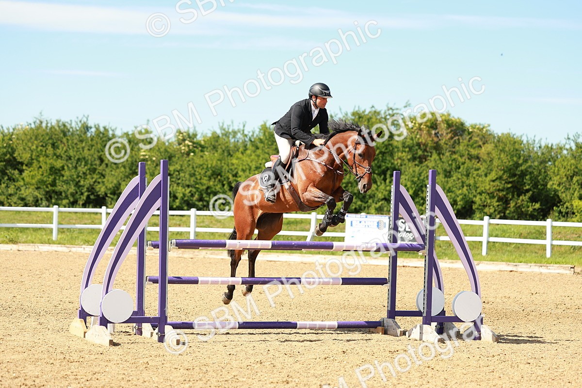 SBM_002767 - Class 4 - Senior Newcomers - 1.10m