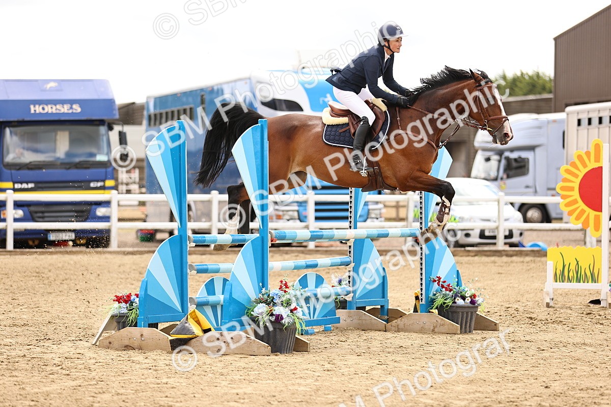 SBM_013372 - Class 14 - Senior Discovery - 1.00m Open