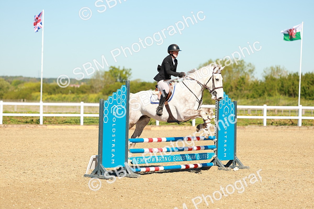 SBM_000123 - Class 1 - Clear Round