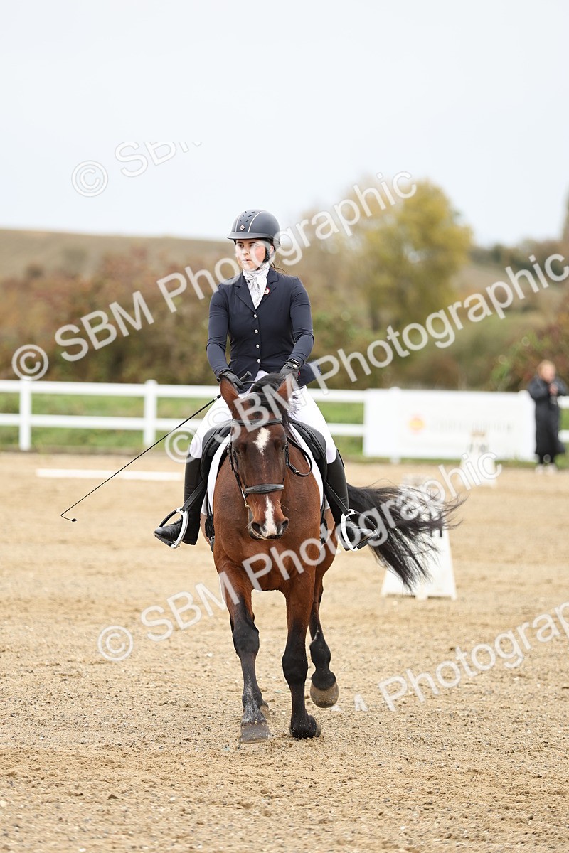 SBM_002954 - Class 8 - Novice 1