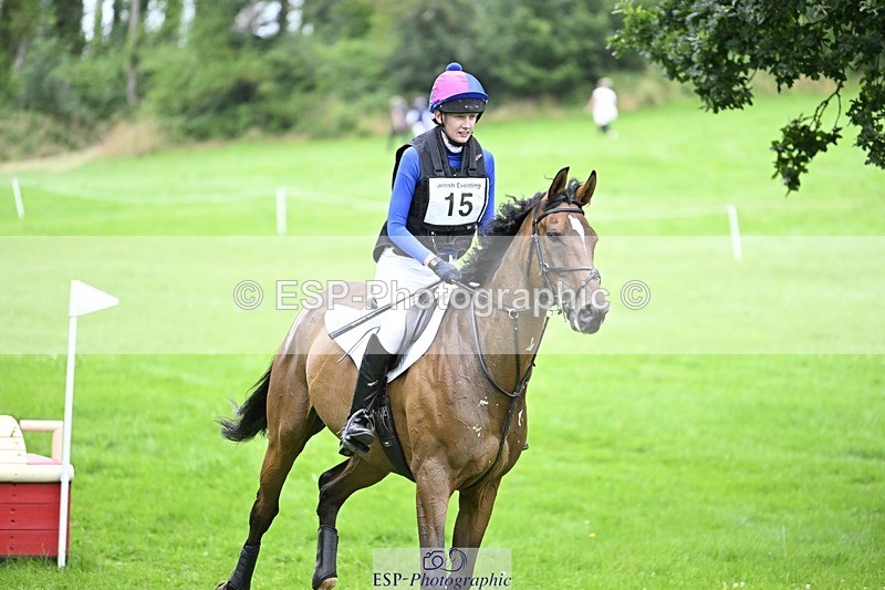 240803-115322-03807 - 015-Lara_Clarkson-NEWTIDE