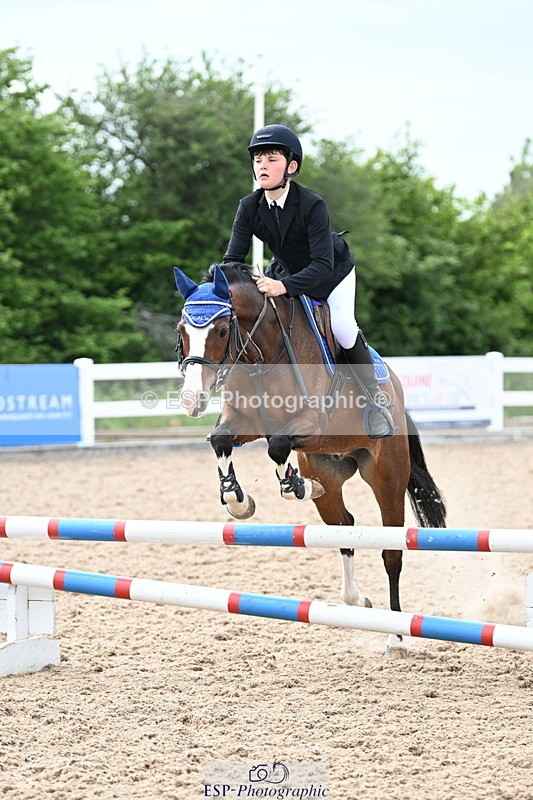 240611A-171350-00474 - 70cm