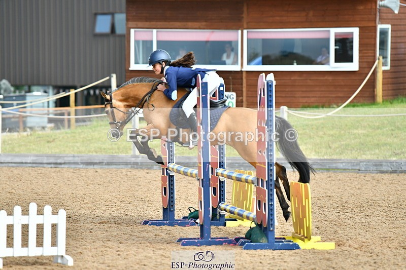 230624A-091719-00109 - Cls 36 Stepping Stones 128 & 138cm