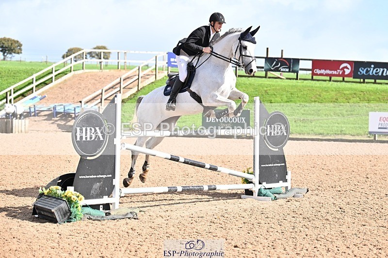 251004-125506-02100 - Cls 10 Foxhunter and 1.20m
