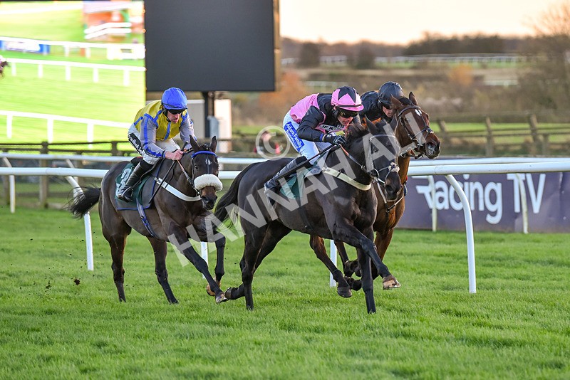 241123-Race 7-Defence Witness-7768 - Race 7