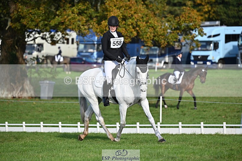 251024A-103753-08403 - G-558-Chloe.Chamulewicz