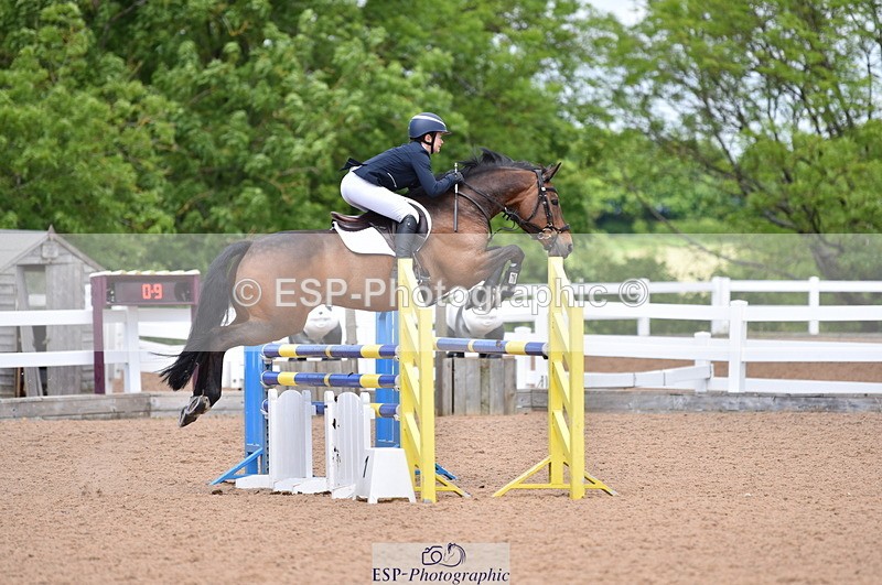 230531A-122452-00283 - Cls 4 Newcomers & 1.10m Open