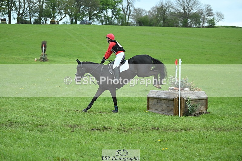 250419-162159-13249 - 673-Sarah.Whitehead-SHAKE.HIM.UP