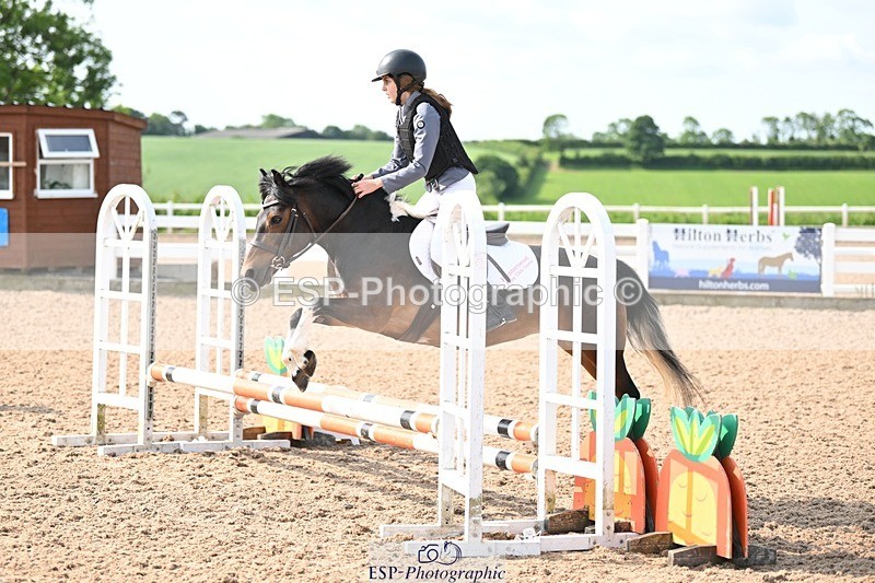250608-092841-01854 - Cls 21 Clear Round 50cm