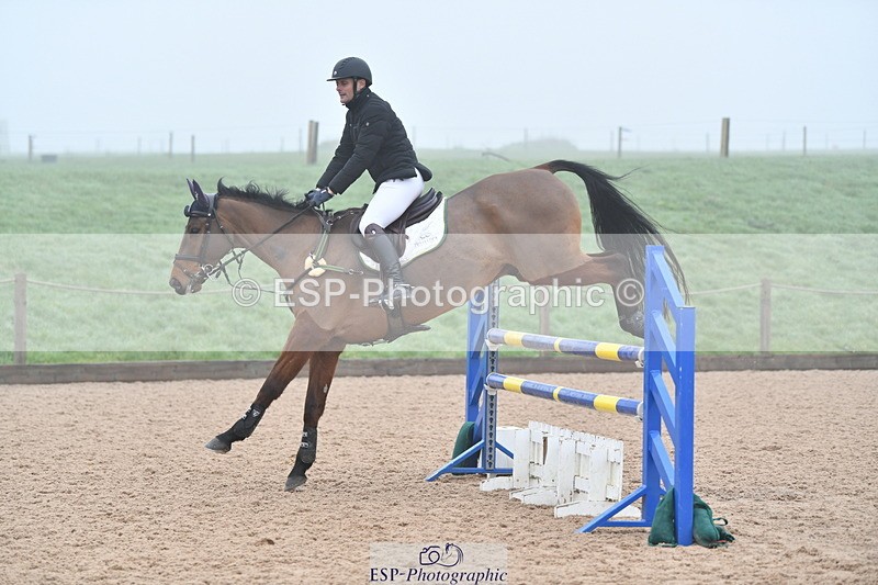 240214A-123413-00472 - Cls 4 Newcomers and 1.10m Open