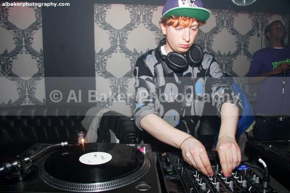 123 - Soul:ution vs Strange Fruit  28.05.10