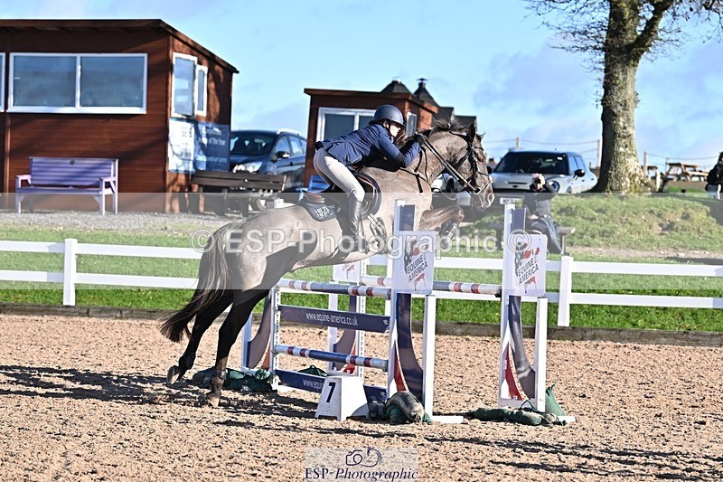 251119-125754-00409 - Cls 4 Newcomers and 1.10m Open