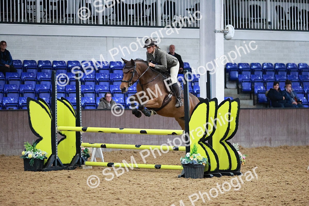 SBM_000487 - Class 2 - Senior British Novice 90cm