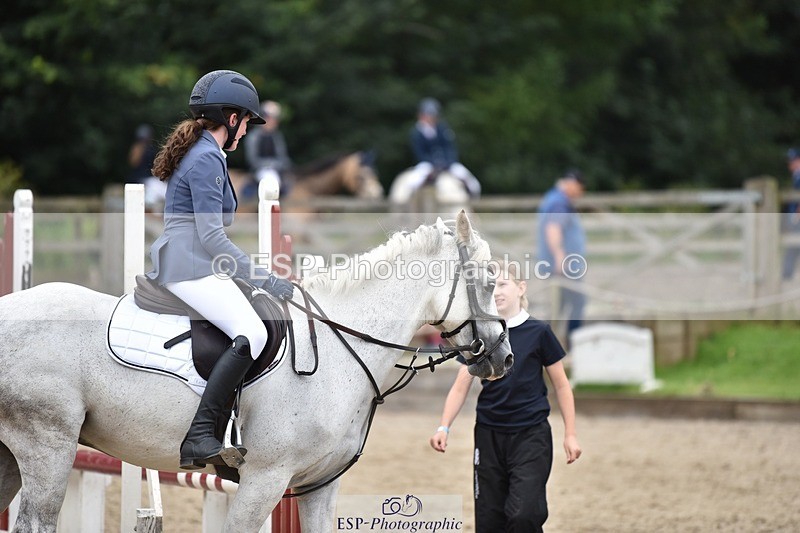 240802-114430-02801 - 90cm Round 1