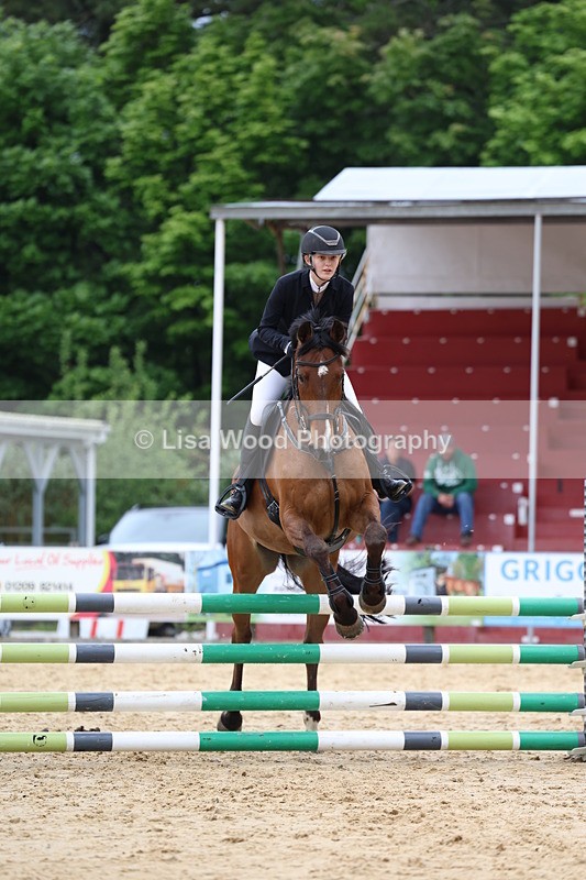 3E7A6039 - Class 4: Senior British Novice/90cm open