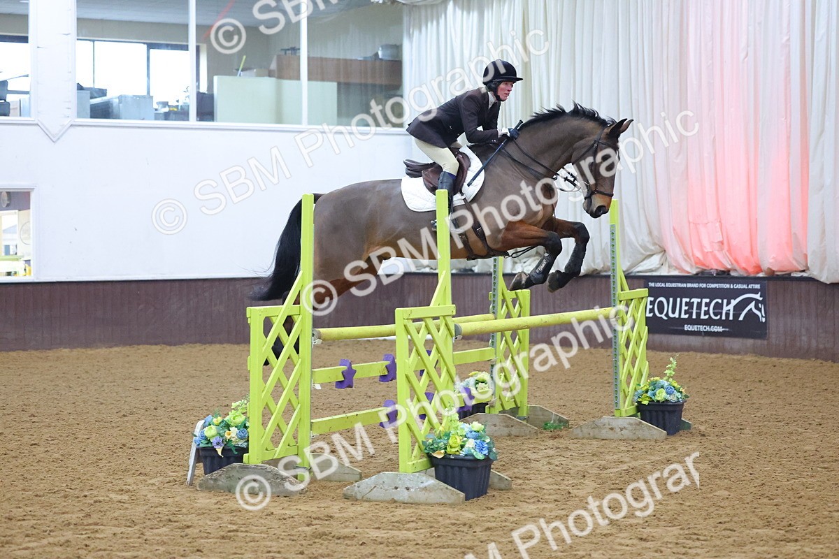 SBM_008644 - Class 22  - Senior Newcomers/ 1.10m Open - First Round (1.10m)