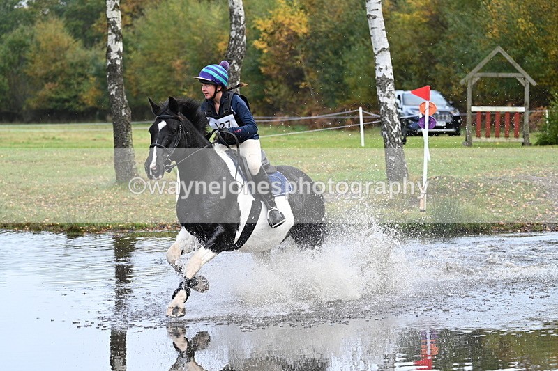 WJ7_0462 - 80cm Cam 2 Water Time 10:45 to 11:06