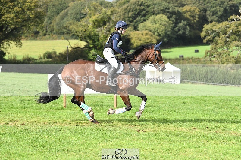 231020-120614-08495 - 040-DODINGTON-Sophie.Wildern-XC