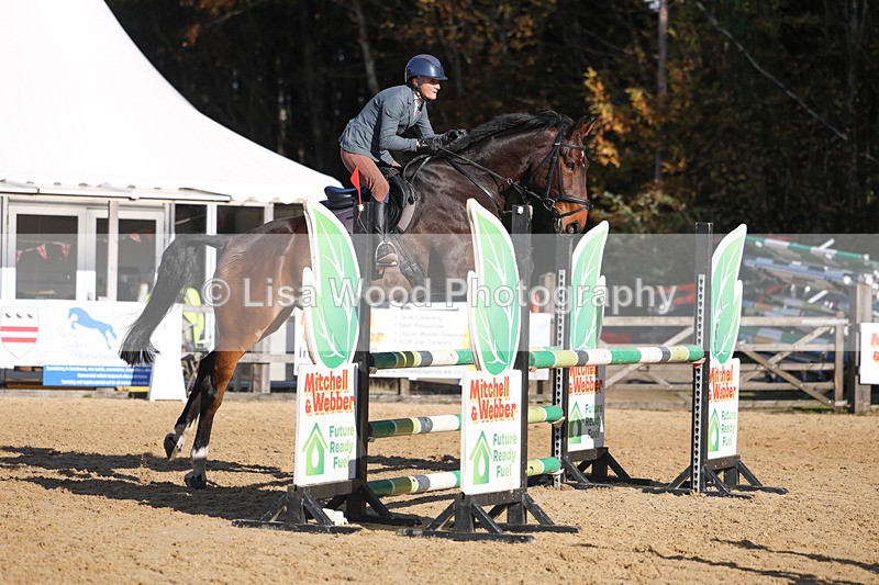 3E7A5610 - Class 7: Senior Newcomers/1.10m open