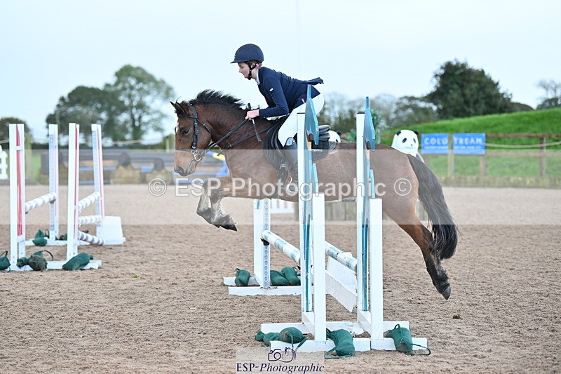 231029A-101230-02643 - 70cm Club and Schools