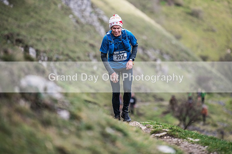Litton-604 - Litton Christmas Cracker Fell Race (Limestone Series) Sunday 14th December 2025