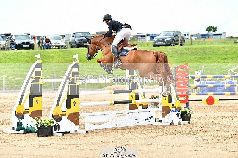 230720A-145856-03646 - Cls 9, 2 Star Big 1.40m Start to break