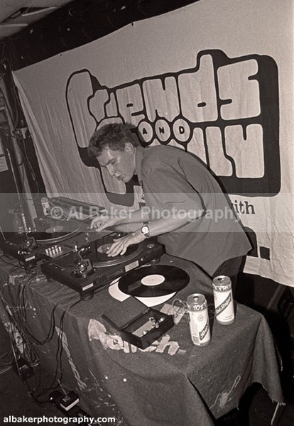 17 peter-parker - Friends & Family @ the-roadhouse 18.11.00