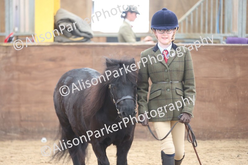 20251109-0155 - Class 8 - Young Handlers