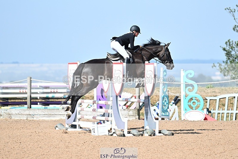 260722-101838-00121 - Cls 2 Brit Nov + 90cm Open