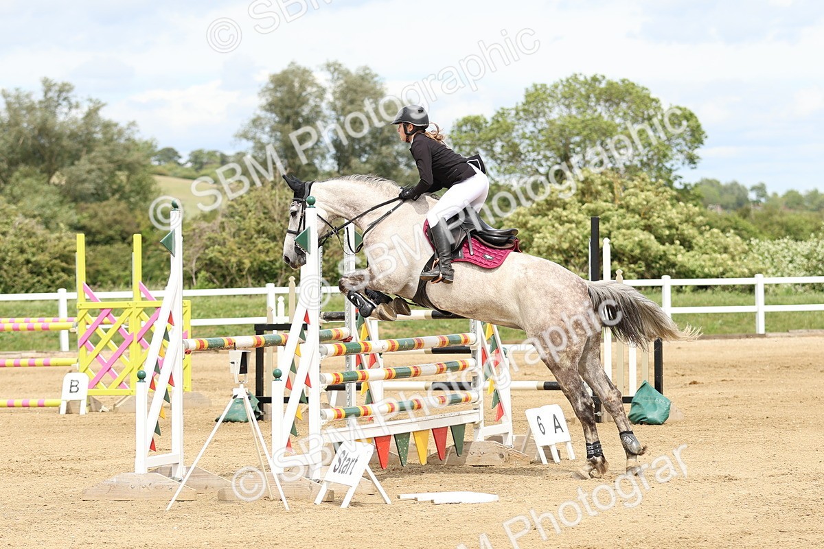 SBM_000984 - Class 4 - Senior Newcomers - 1.10m