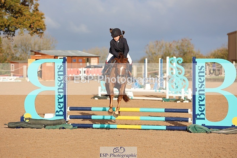 251025-093554-00728 - Cls 20 Clear Round 50cm