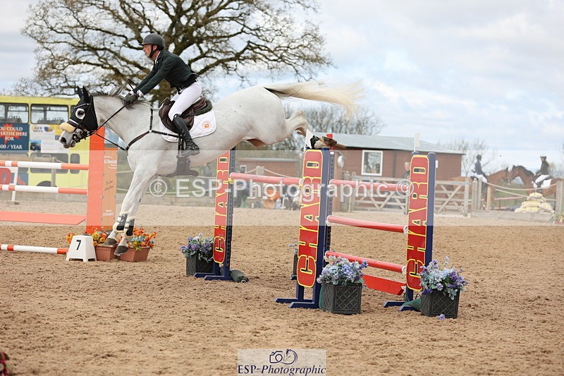 240419A-125300-07502 - Cls 6, 2 Star Medium Tour 1.35m