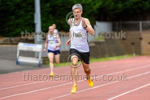 CEM26-926379 - Track Male Set Two