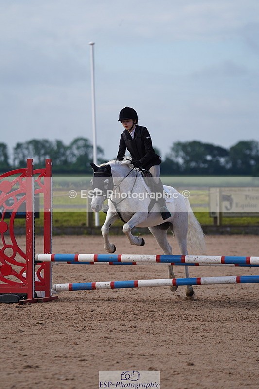 240713A-091506-00038 - Cls 2 70cm Open