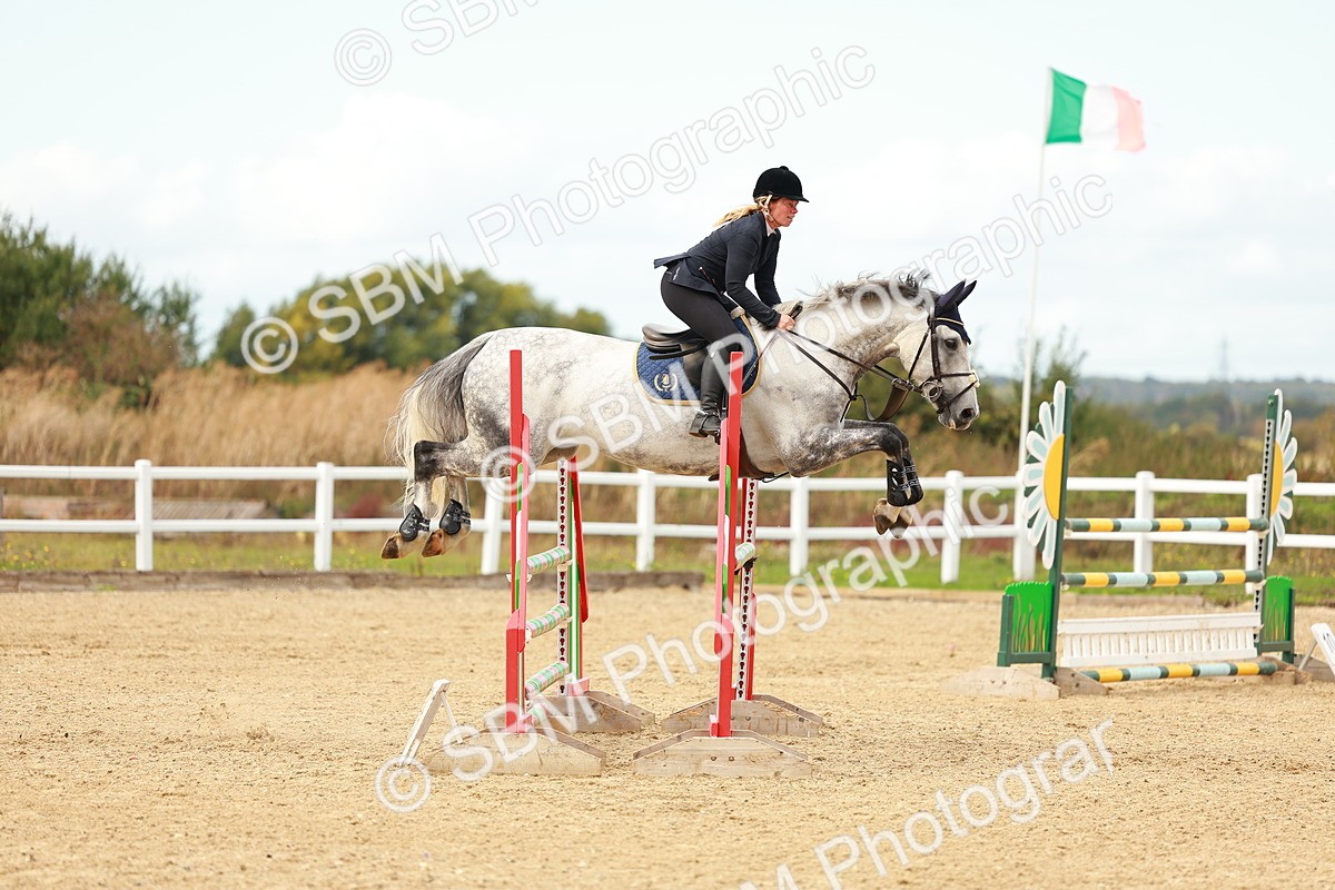 SBM_001650 - Class 4 - Senior Newcomers - 1.10m
