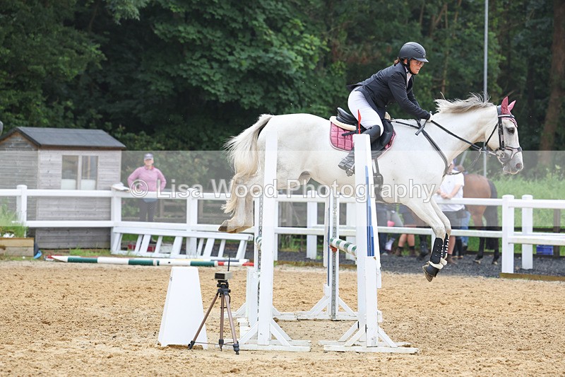 3E7A5539 - Class 4: Senior British Novice/90cm open