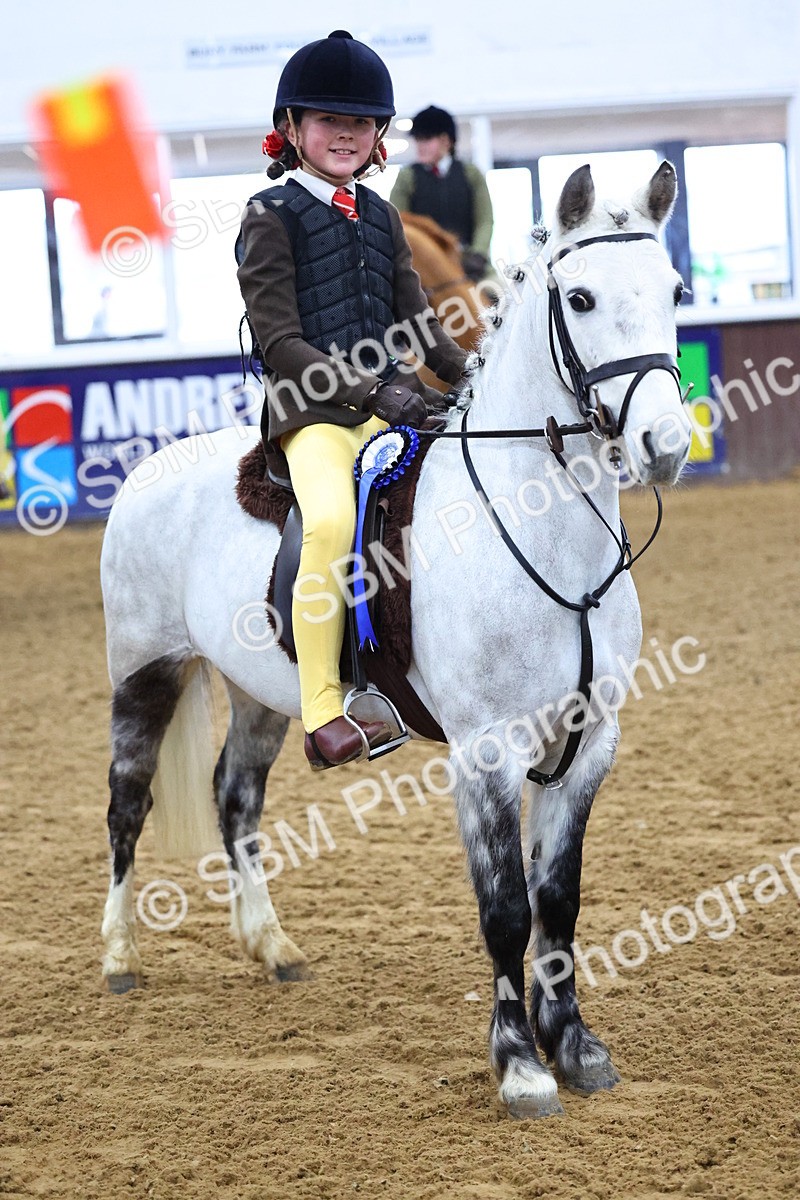 SBM_003198 - Class 35 - 60cm Training Stakes