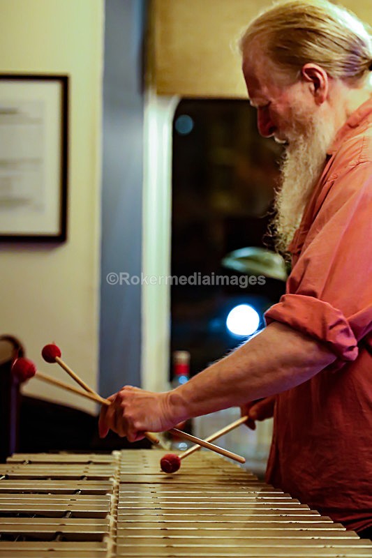  - Roger Beaujolais Italian Trio