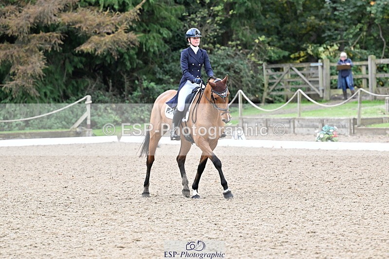 251022A-144106-00352 - B-105-Emily.Grace