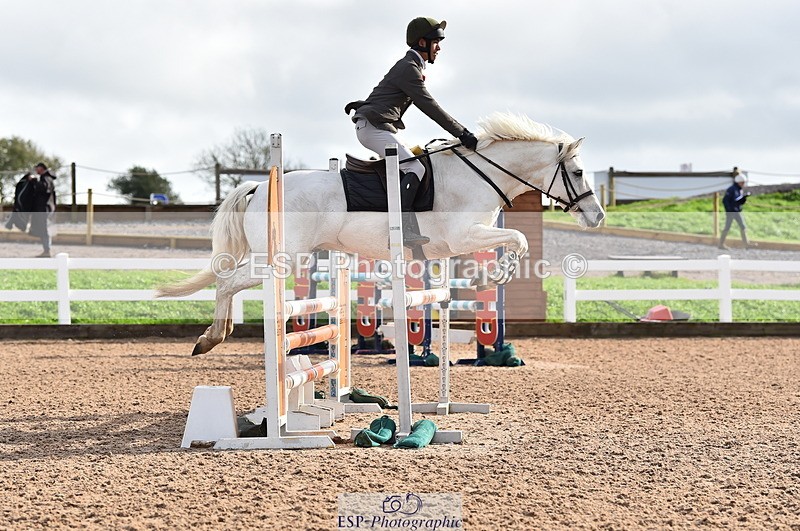 231029A-113034-03058 - Pony Newcomers & 1m Open